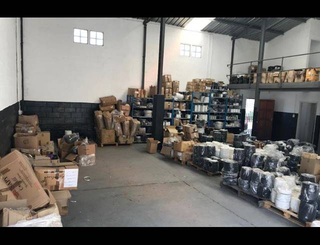 217M² MINI FACTORY TO LET IN EPPING INDUSTRIAL